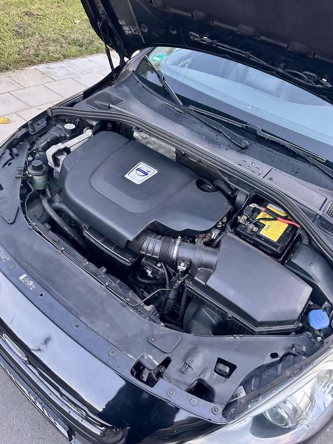 Volvo S60, 2.4 l., Седан