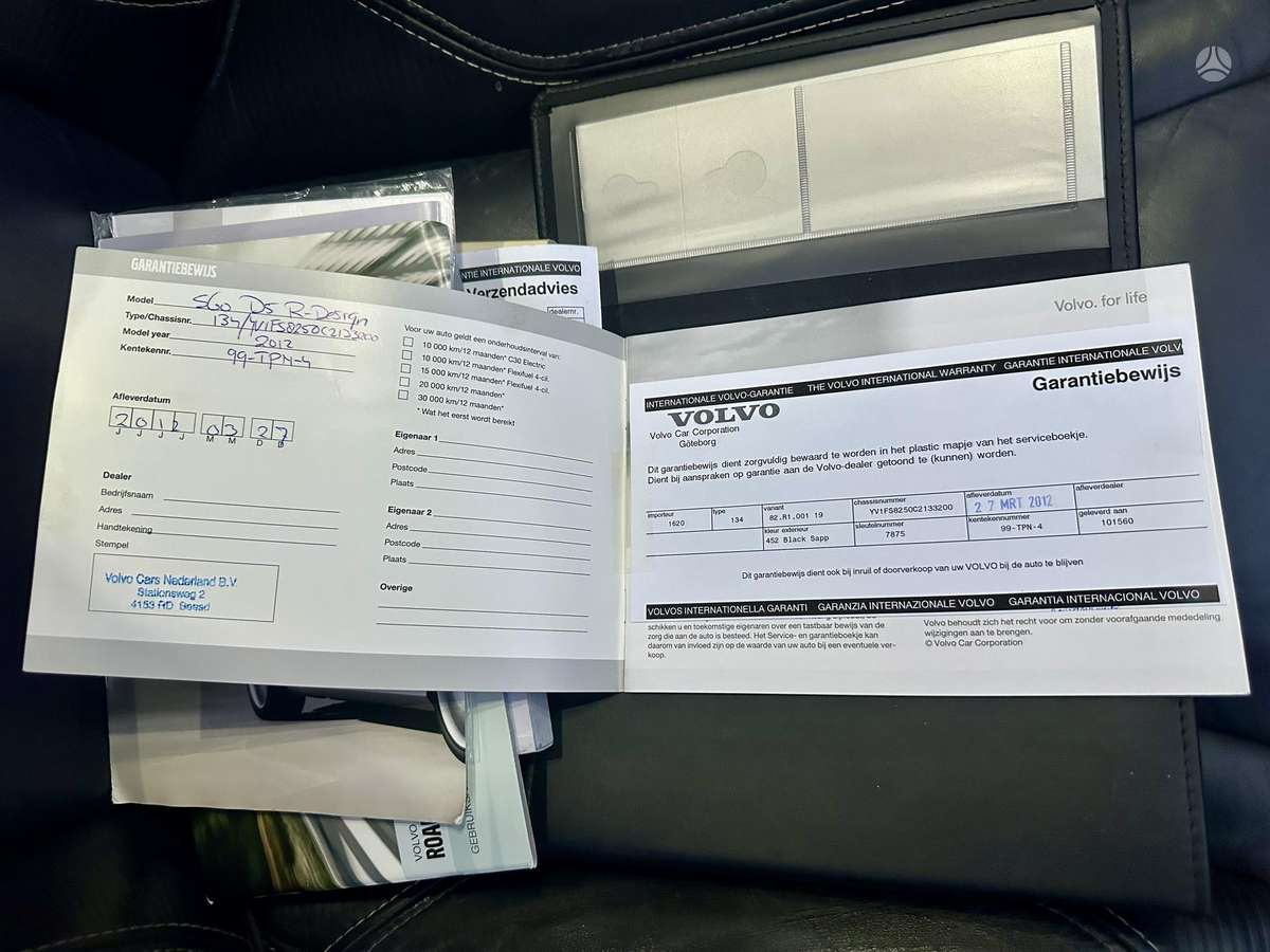 Volvo S60, 2.4 l., Седан
