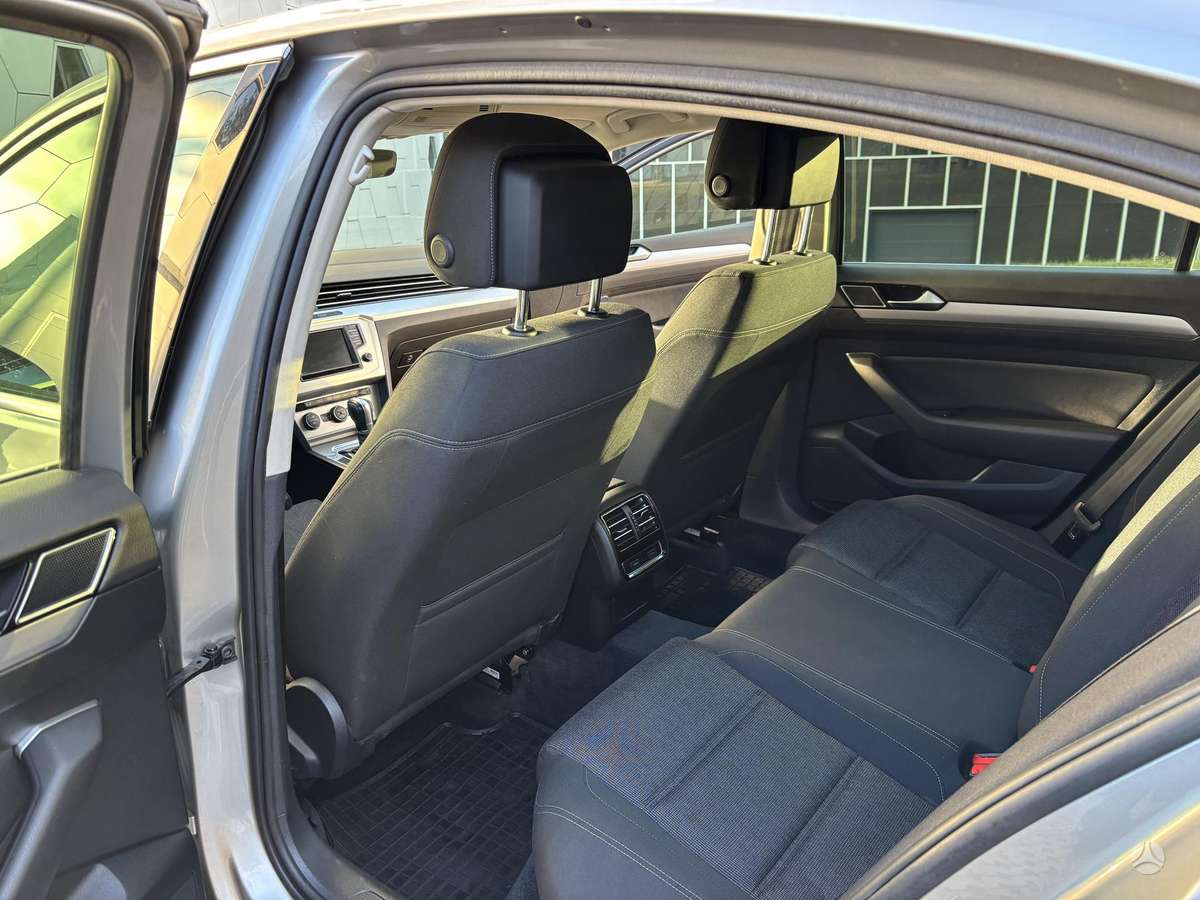 Volkswagen Passat, 1.4 l., Седан