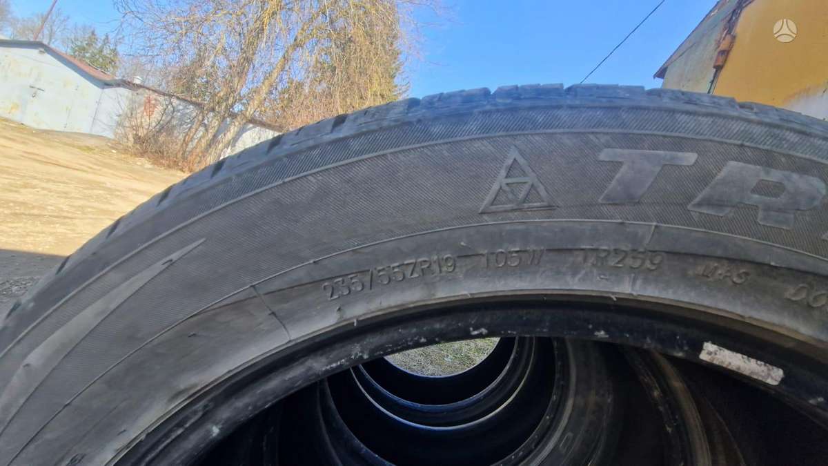 Triangle, vasarinės 235/55 R19