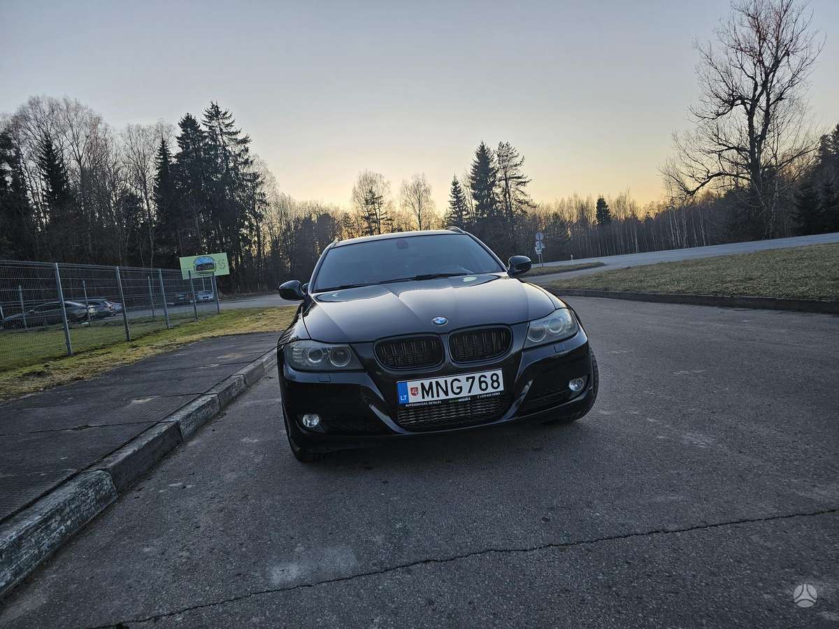 BMW 320, 2.0 l., Универсал
