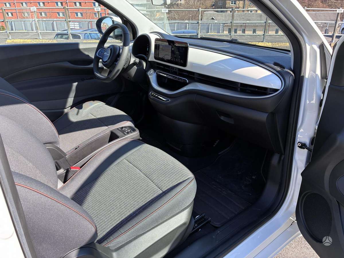 Fiat 500, 42 kWh, hatchback