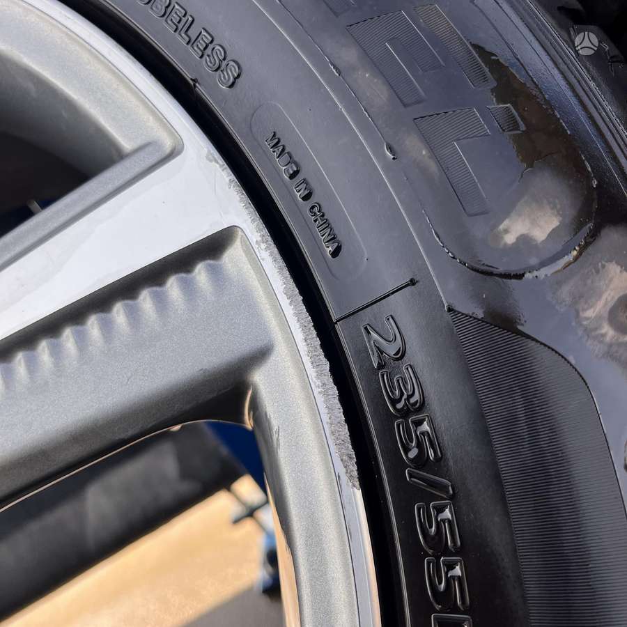 Volvo, lengvojo lydinio, R17