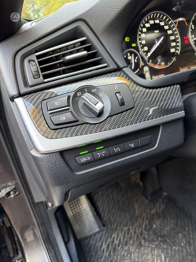 BMW 550, 4.4 l., Седан