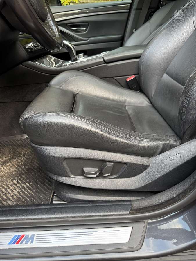 BMW 550, 4.4 l., Седан
