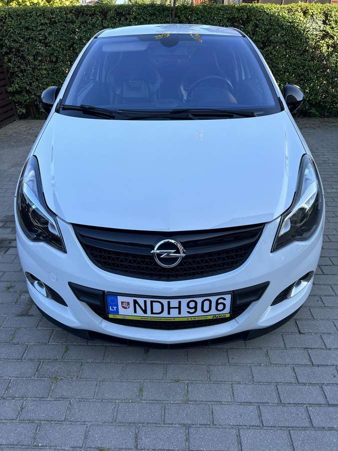 Opel Corsa, 1.6 l., hatchback