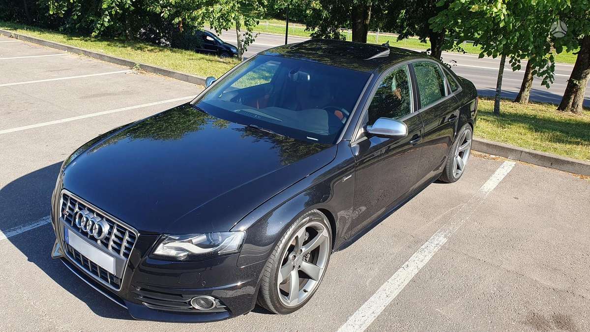 Audi S4, 3.0 l., Седан