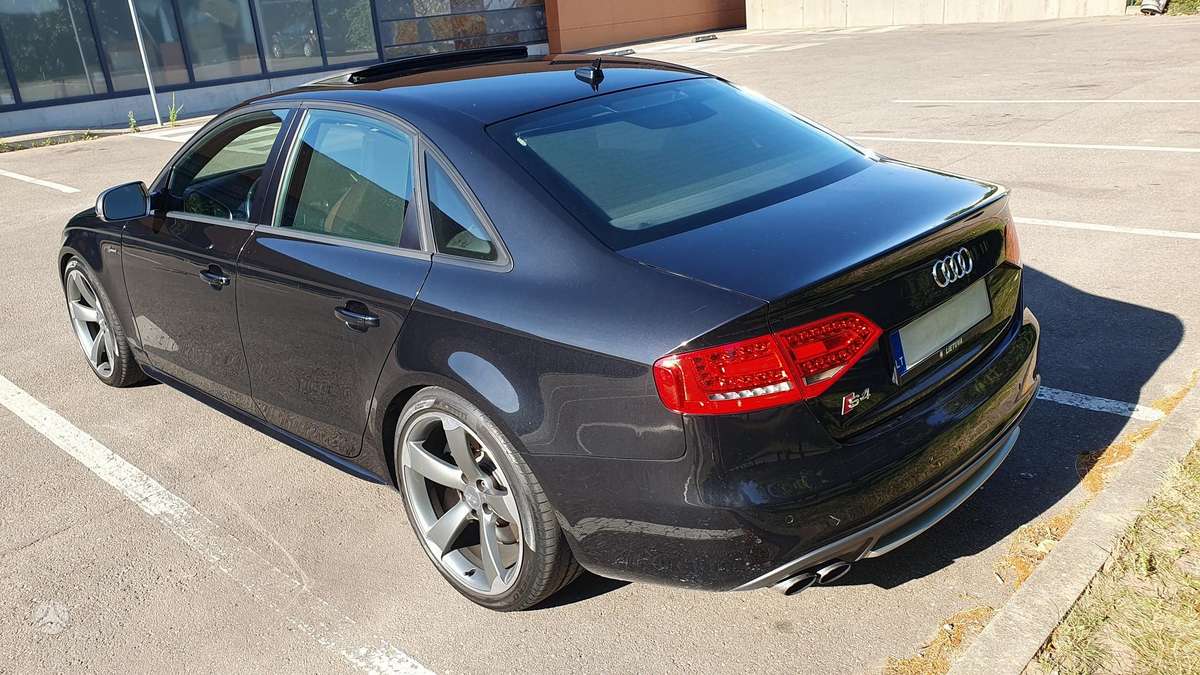 Audi S4, 3.0 l., Седан