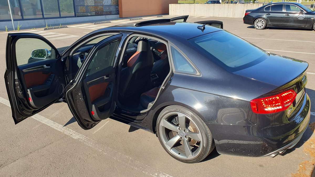 Audi S4, 3.0 l., Седан