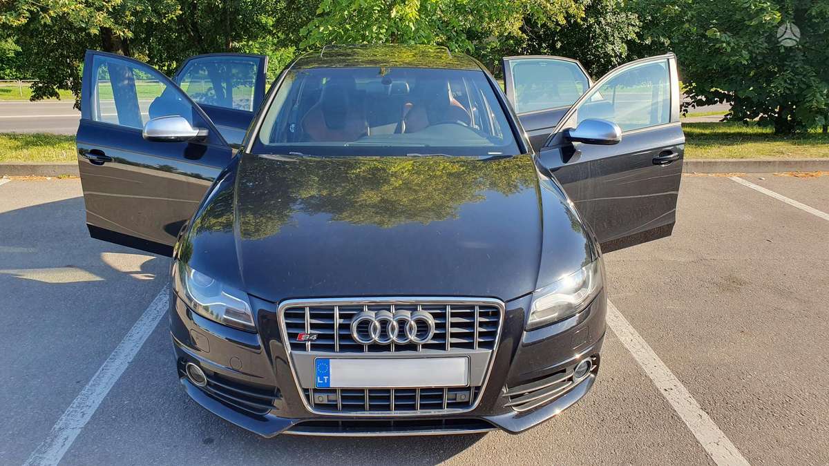 Audi S4, 3.0 l., Седан