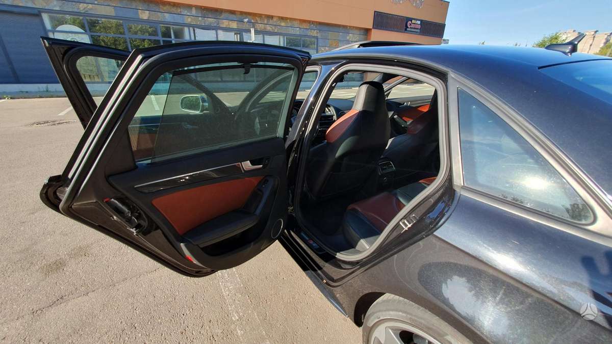 Audi S4, 3.0 l., Седан