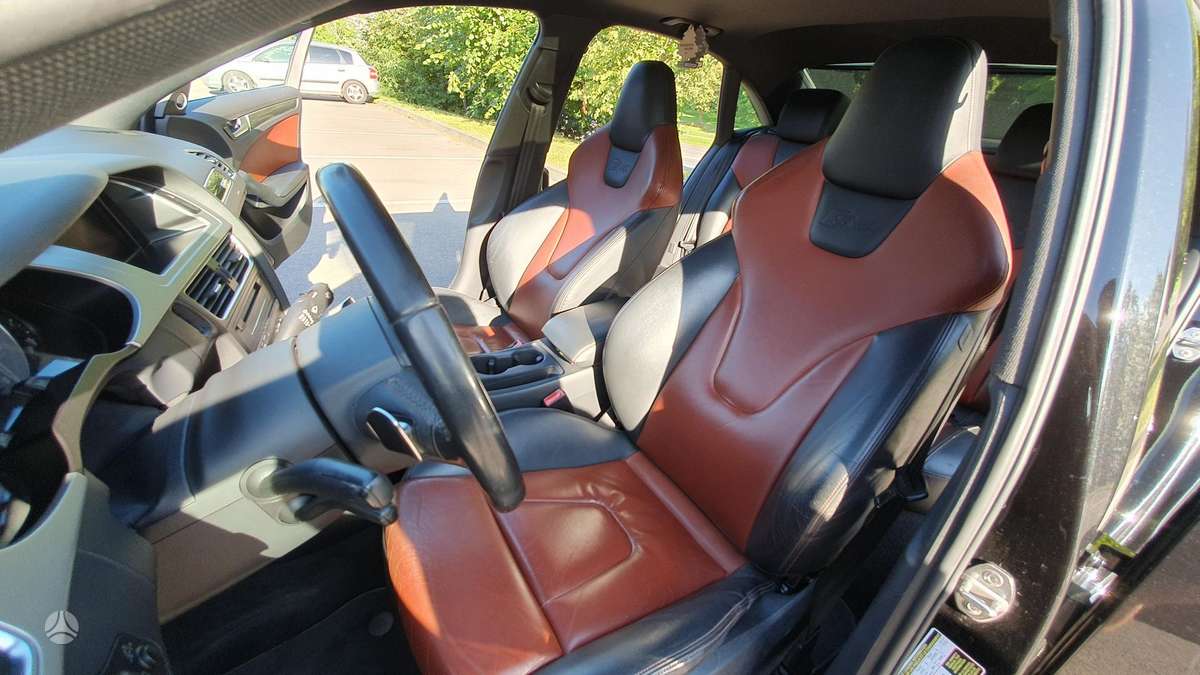 Audi S4, 3.0 l., Седан