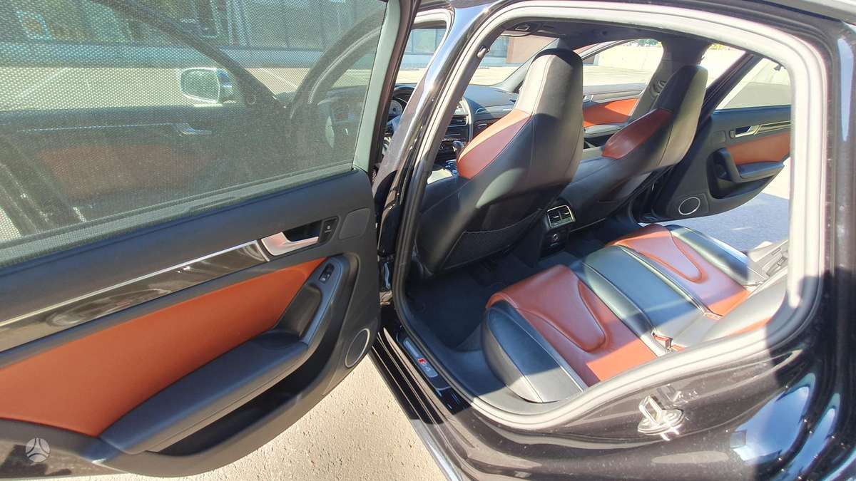 Audi S4, 3.0 l., Седан