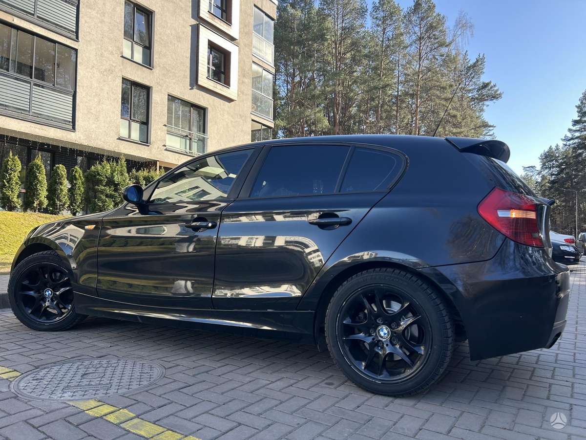 BMW 118, 2.0 l., hatchback