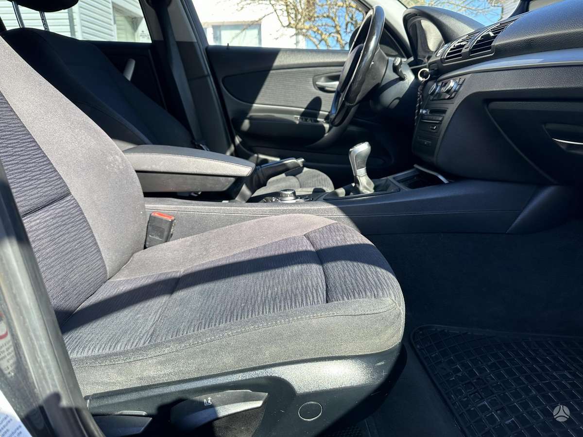 BMW 118, 2.0 l., Хэтчбек