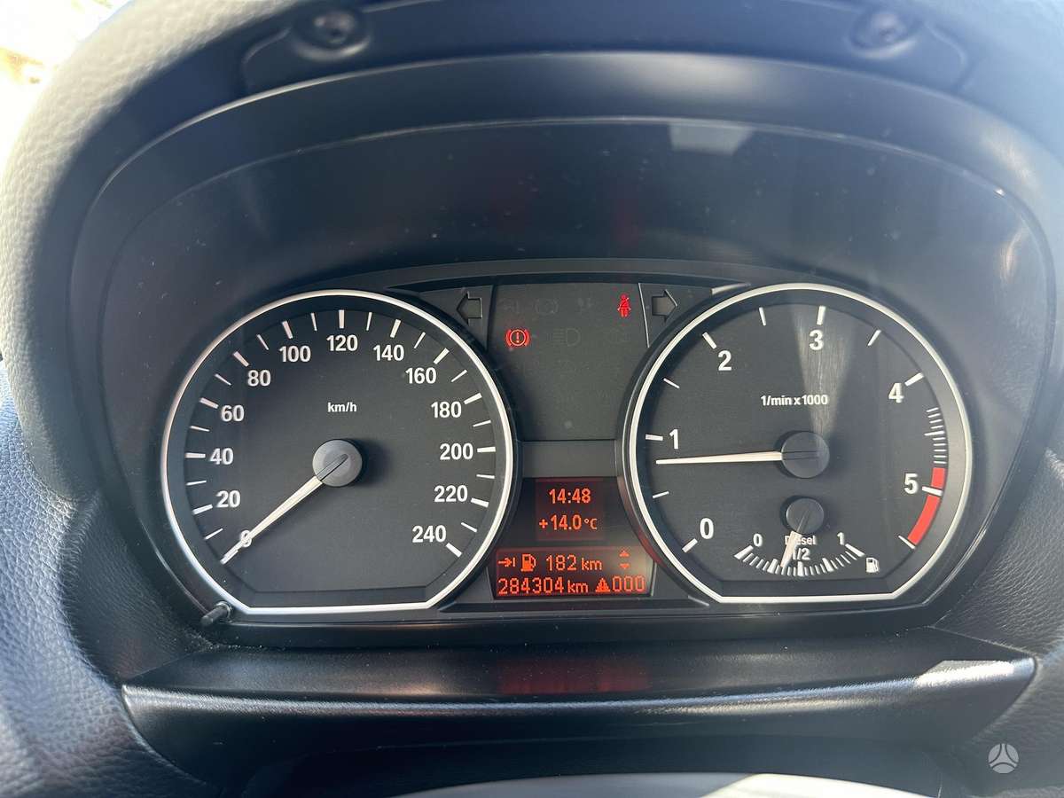 BMW 118, 2.0 l., hatchback