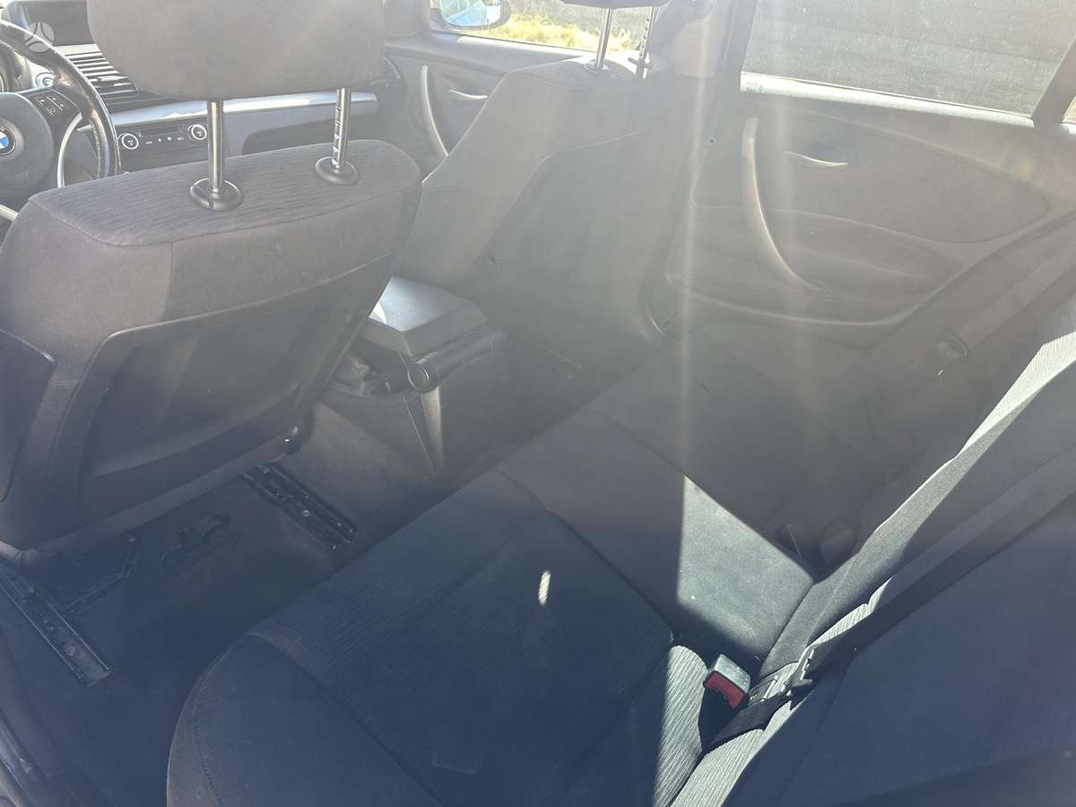 BMW 118, 2.0 l., hatchback
