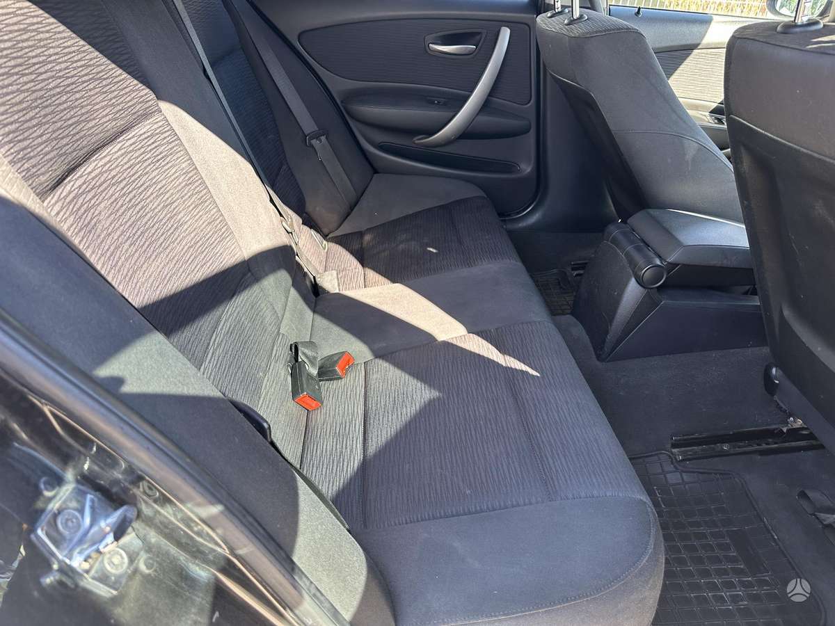 BMW 118, 2.0 l., hatchback