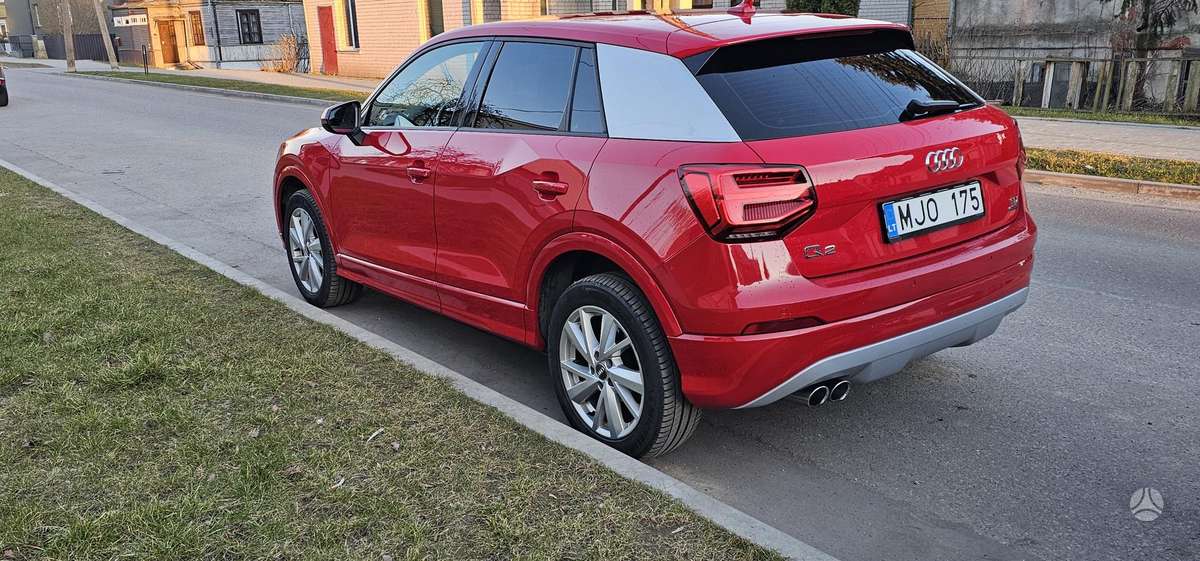 Audi Q2, 2.0 l., Внедорожник / Кроссовер
