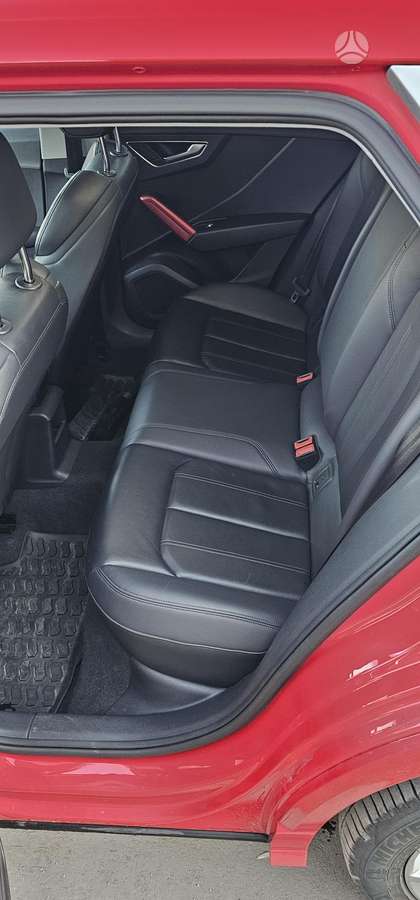 Audi Q2, 2.0 l., Внедорожник / Кроссовер