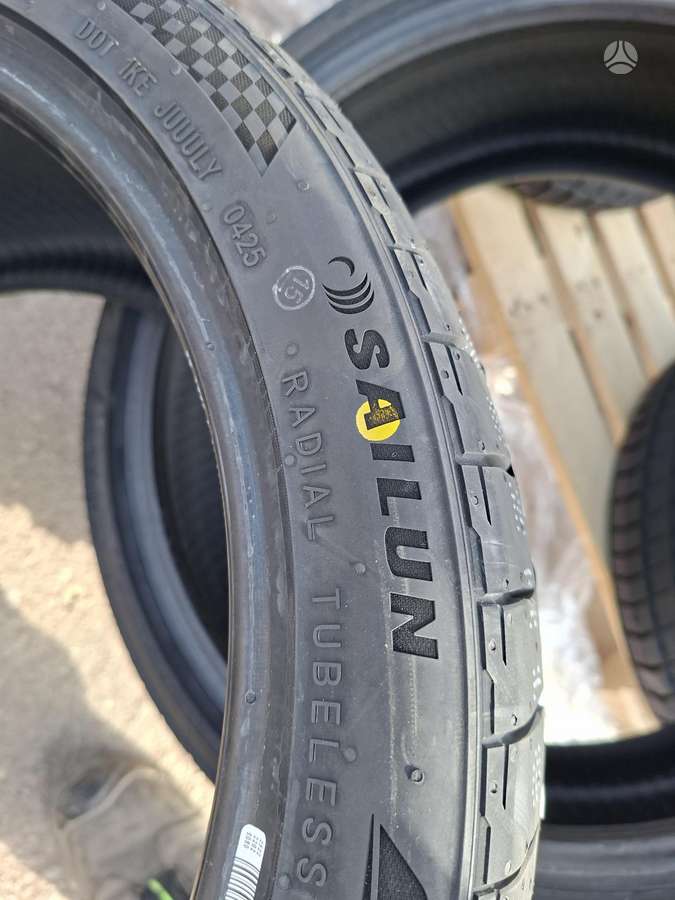 Sailun, летние 255/35 R18