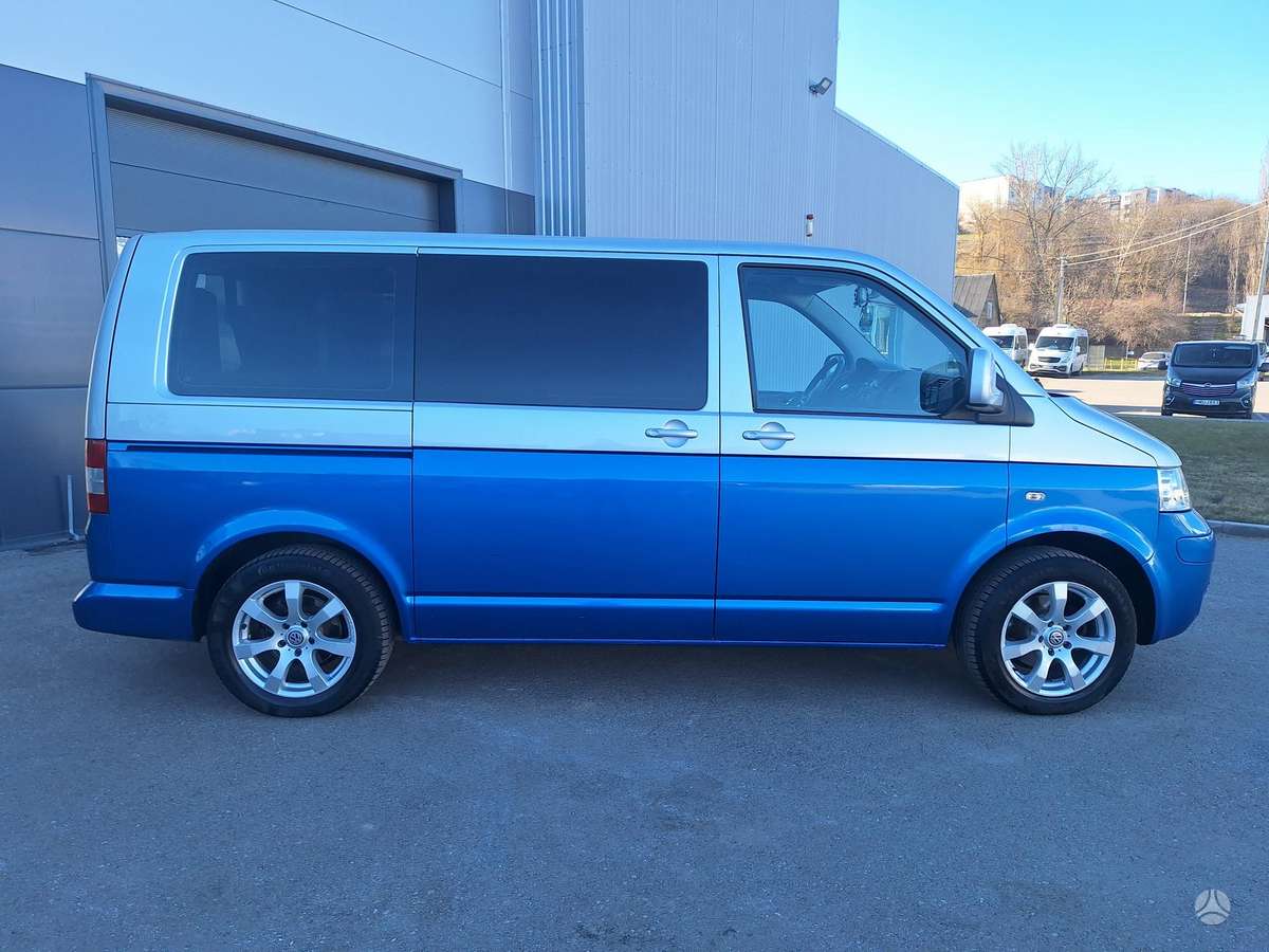 Volkswagen Multivan, 2.5 l., Минивэн