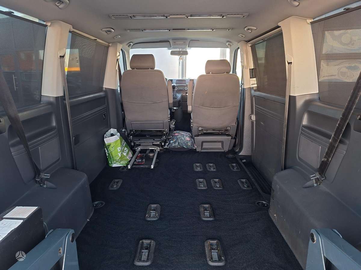 Volkswagen Multivan, 2.5 l., Минивэн