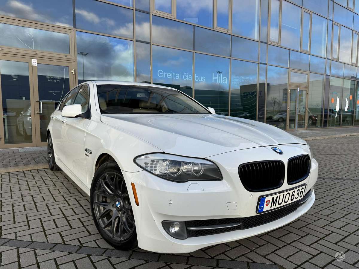 BMW 535, 3.0 l., Седан