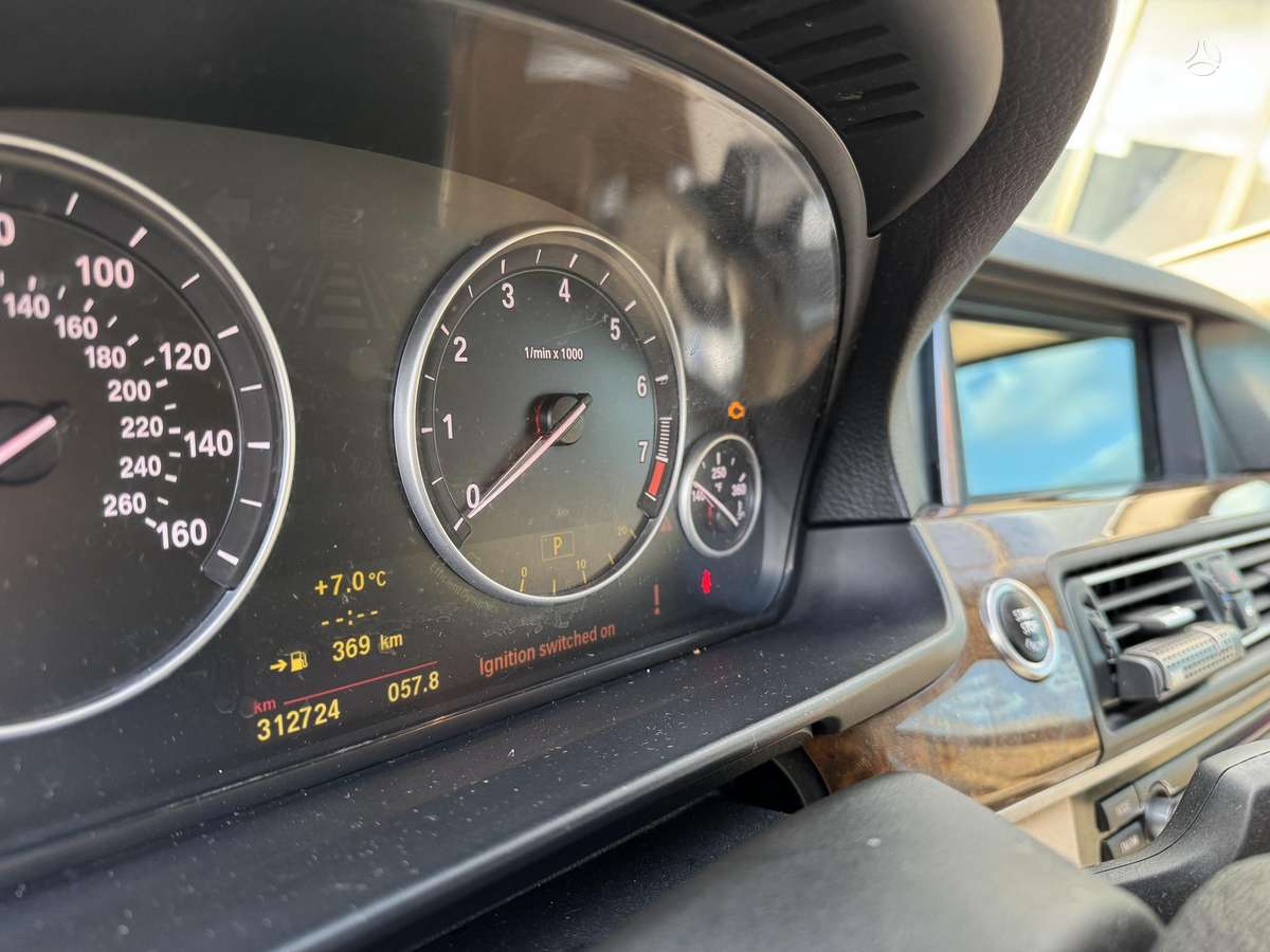 BMW 535, 3.0 l., Седан
