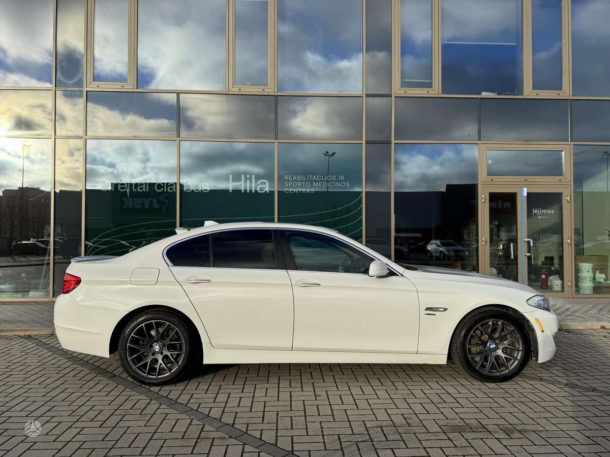 BMW 535, 3.0 l., Седан