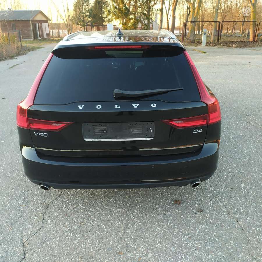 Volvo V90, 2.0 l., Универсал