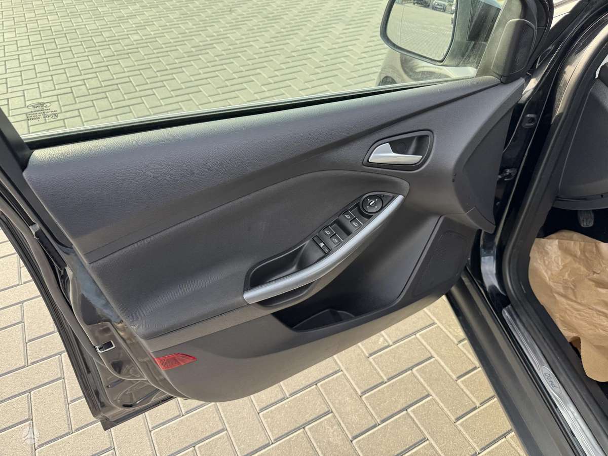 Ford Focus, 1.6 l., hečbekas
