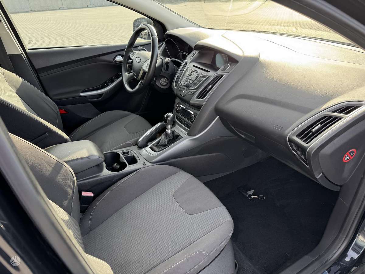 Ford Focus, 1.6 l., hečbekas