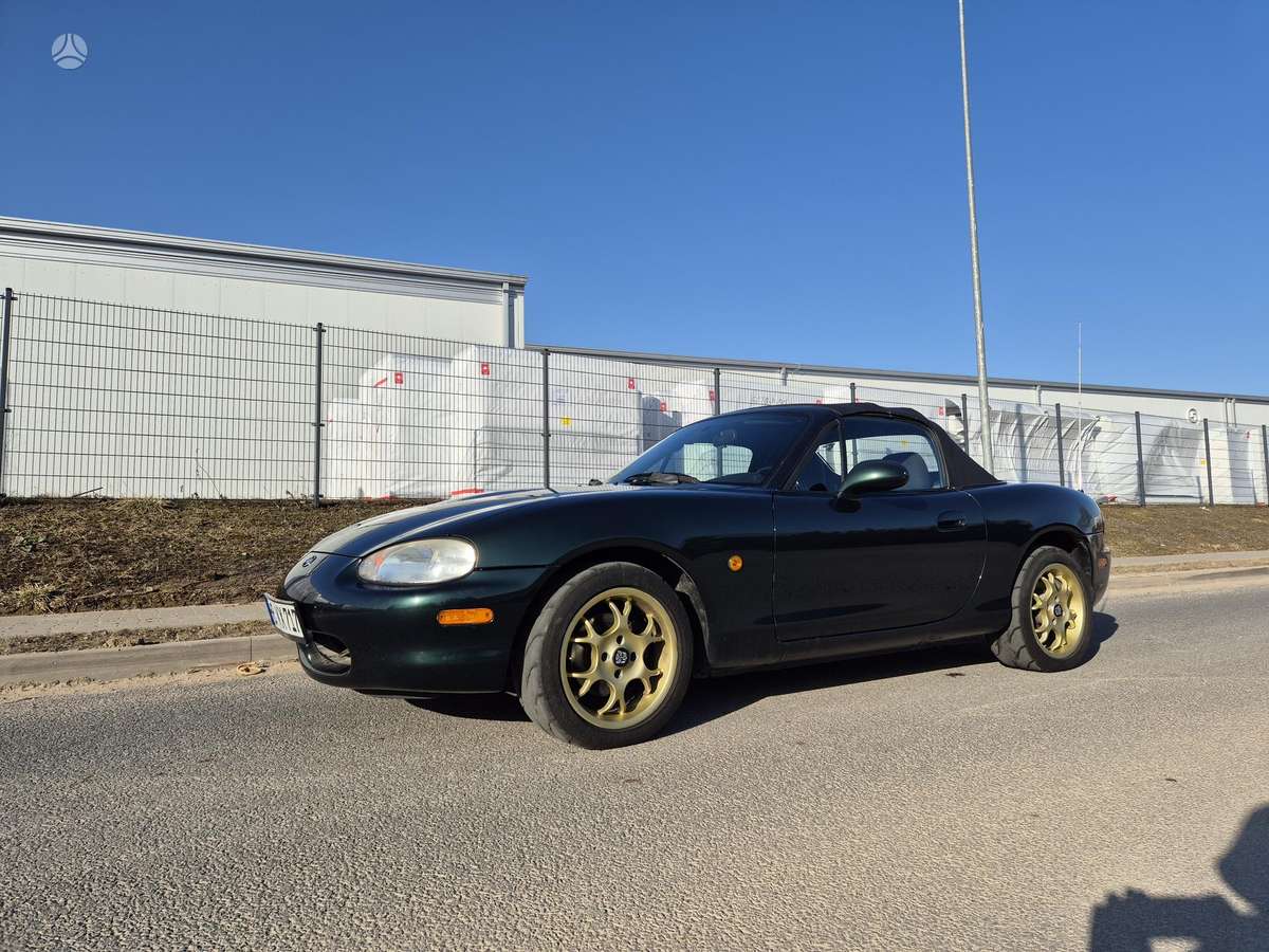 Mazda MX-5, 1.8 l., convertible