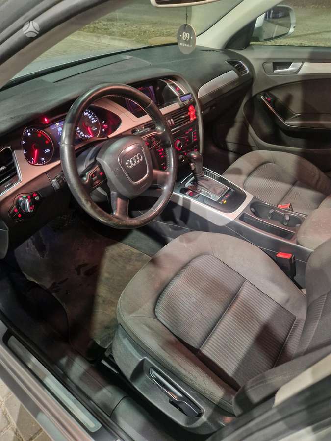 Audi A4, 2.0 l., Универсал