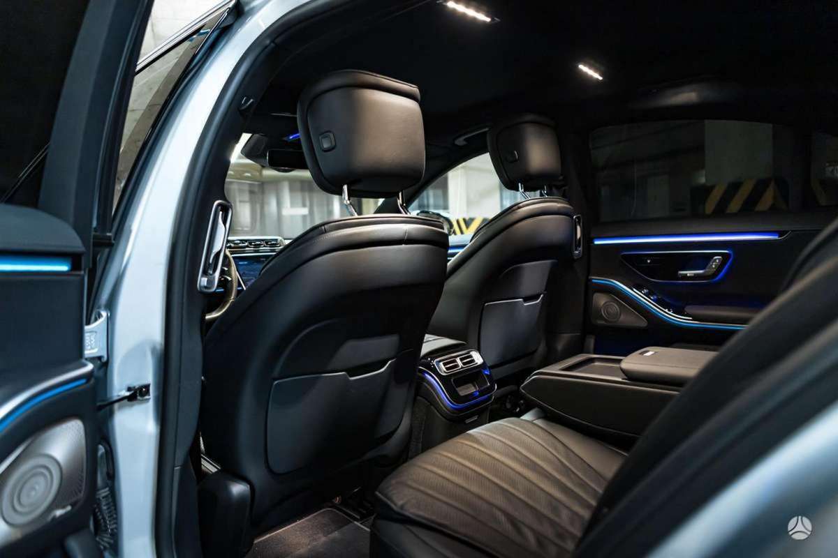 Mercedes-Benz S350, 2.9 l., limuzīns