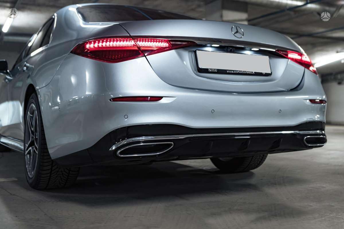 Mercedes-Benz S350, 2.9 l., limuzīns