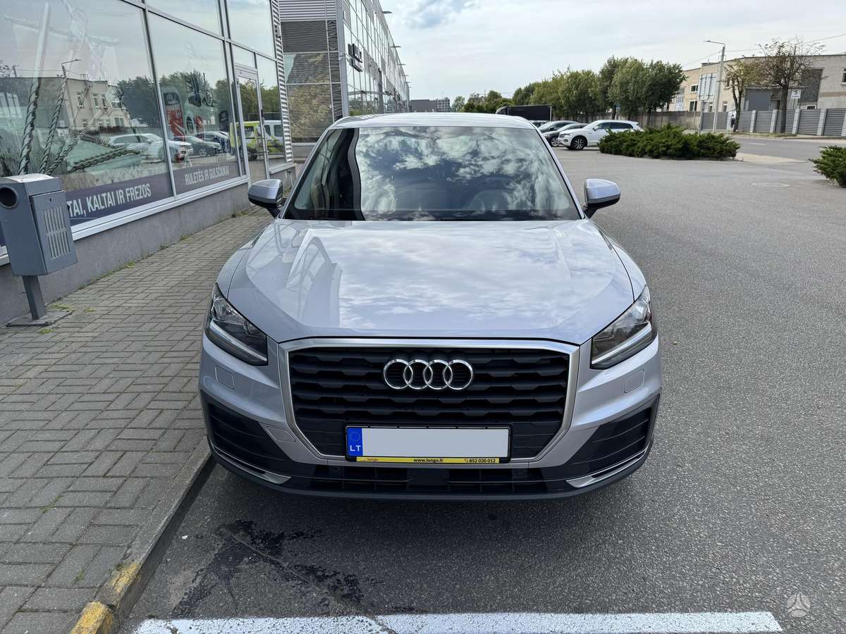 Audi Q2, 1.6 l., Внедорожник / Кроссовер