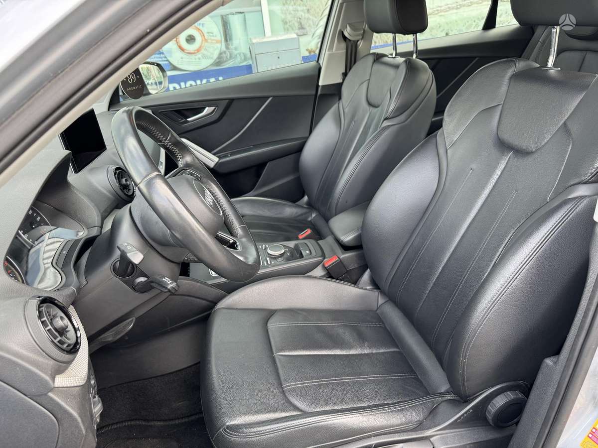 Audi Q2, 1.6 l., Внедорожник / Кроссовер