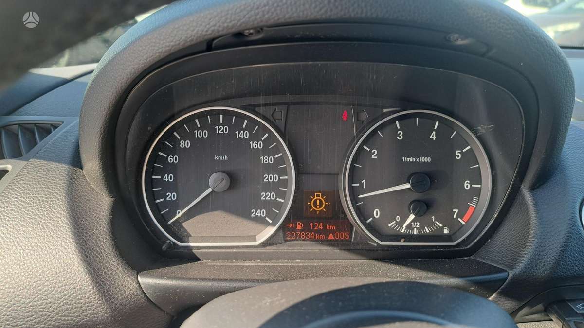 BMW 116, 1.6 l., hatchback