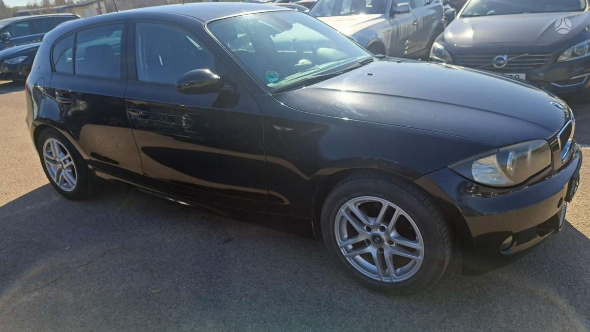 BMW 116, 1.6 l., hatchback