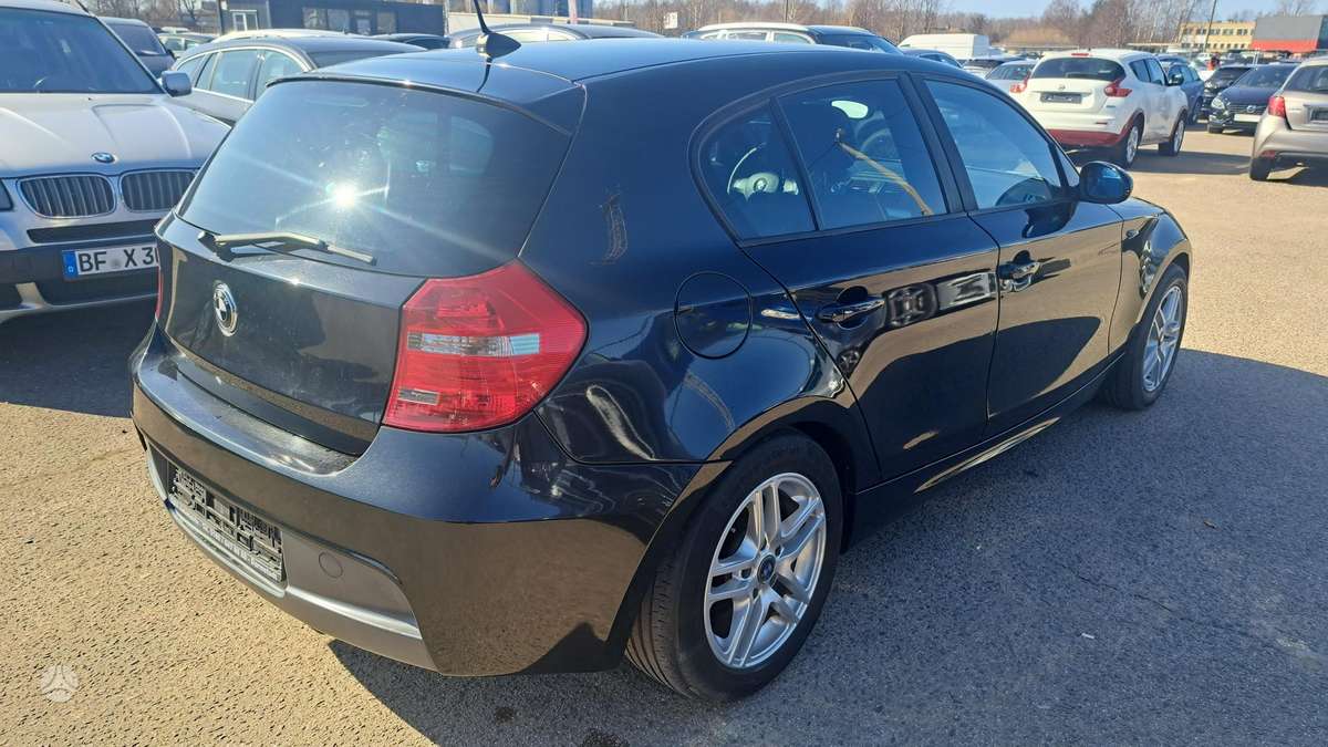 BMW 116, 1.6 l., hatchback