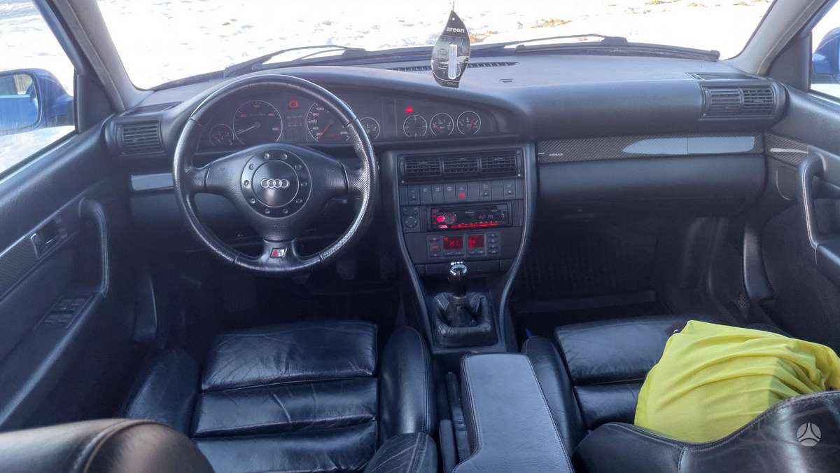 Audi A6, 2.5 l., universalas