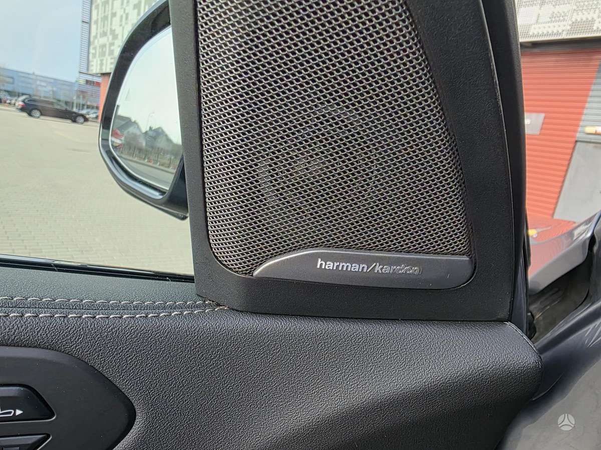 BMW X7, 3.0 l., Минивэн