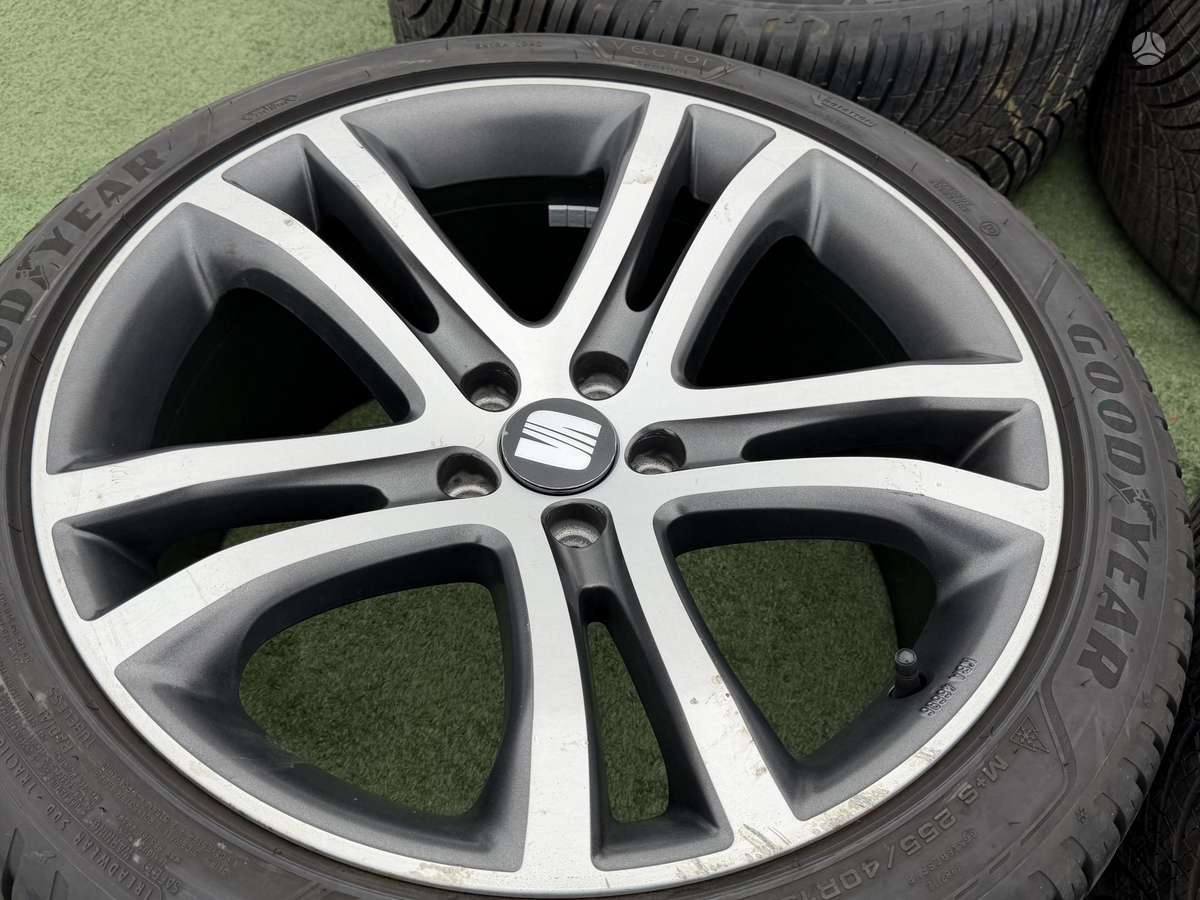 Seat TARRACO- 9J, ET33, light alloy, R19
