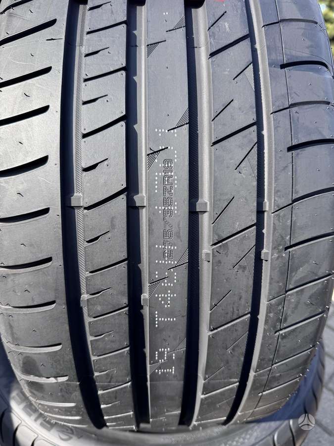 Firemax Sport 2, летние 275/35 R19