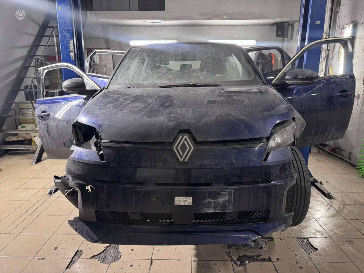 Renault 5 E-Tech dalimis