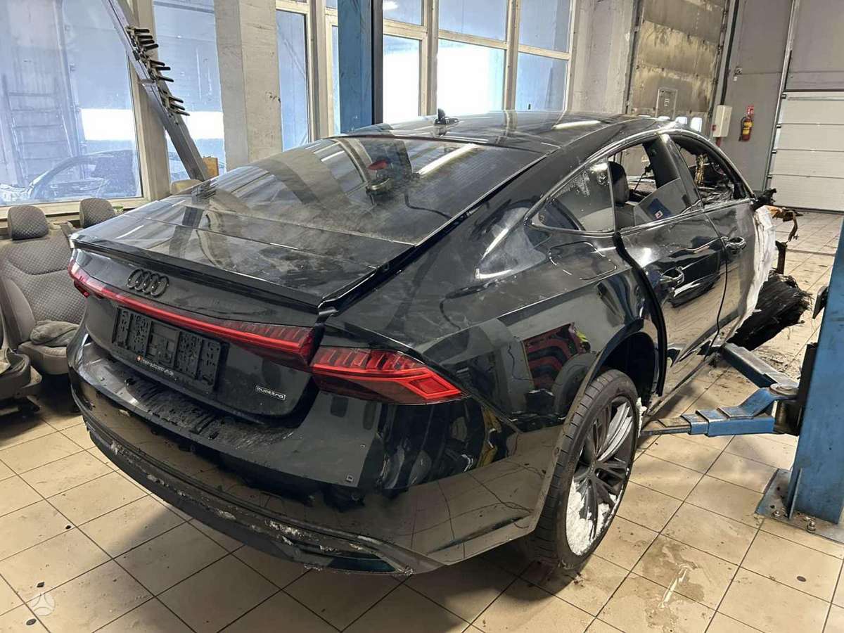 Audi A7 rezerves daļās