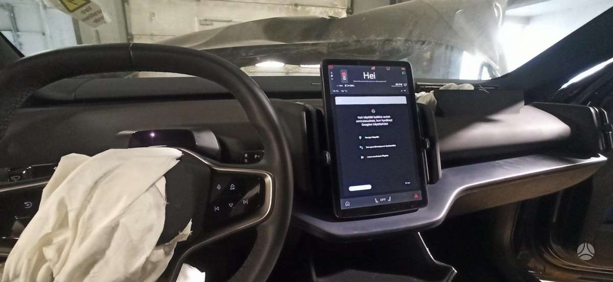 Volvo EX30 по частям