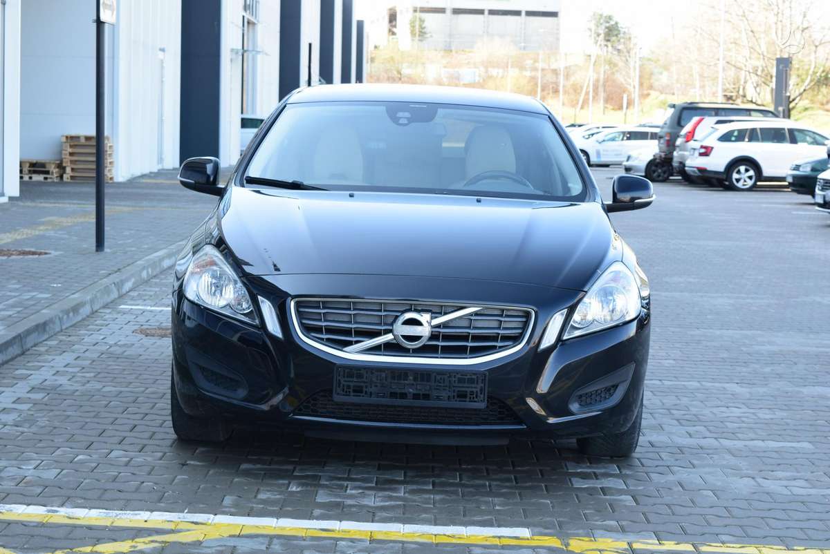Volvo V60, 1.6 l., universalas